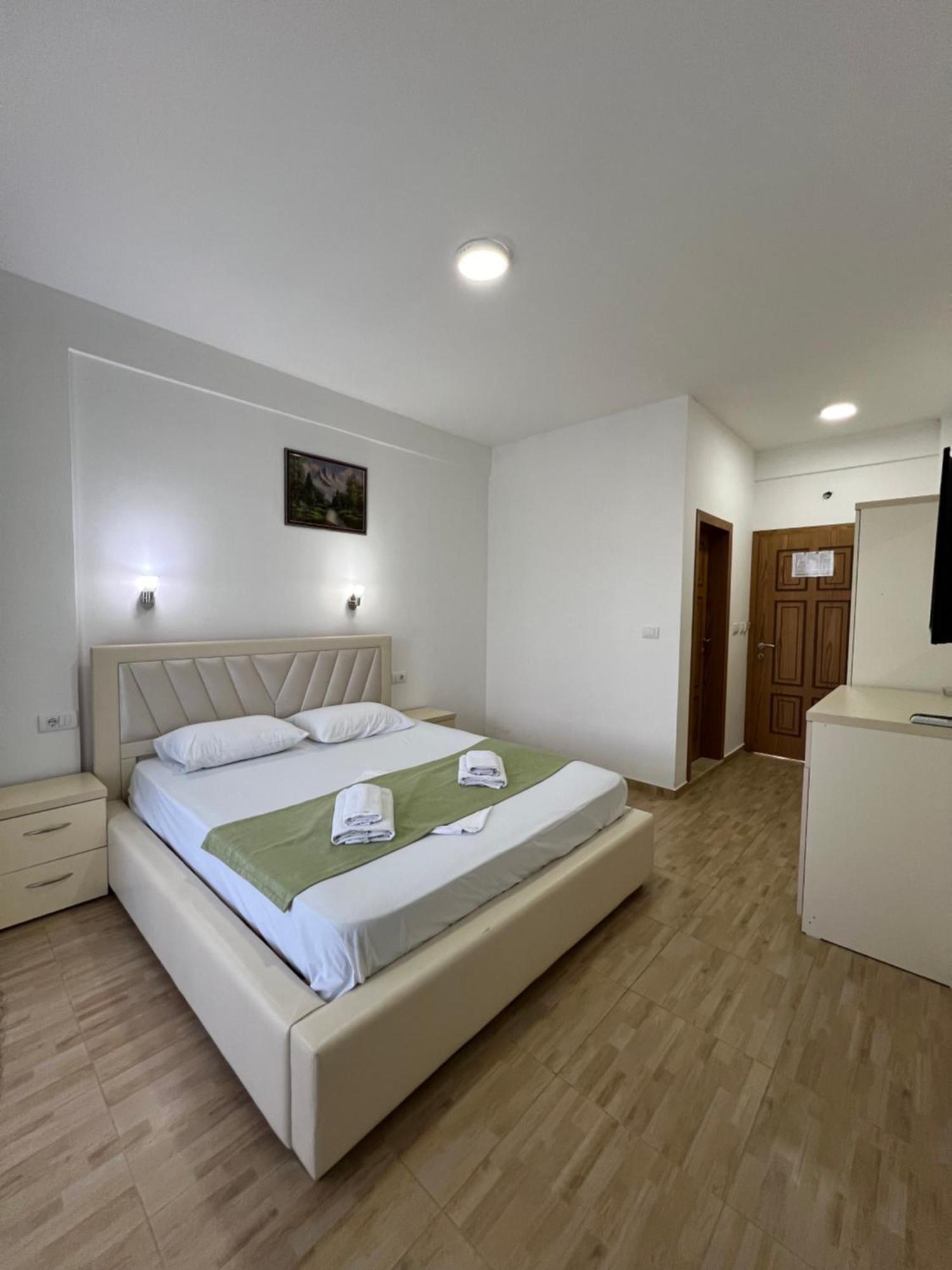 Apartments Fati & Flori Улцинь Экстерьер фото
