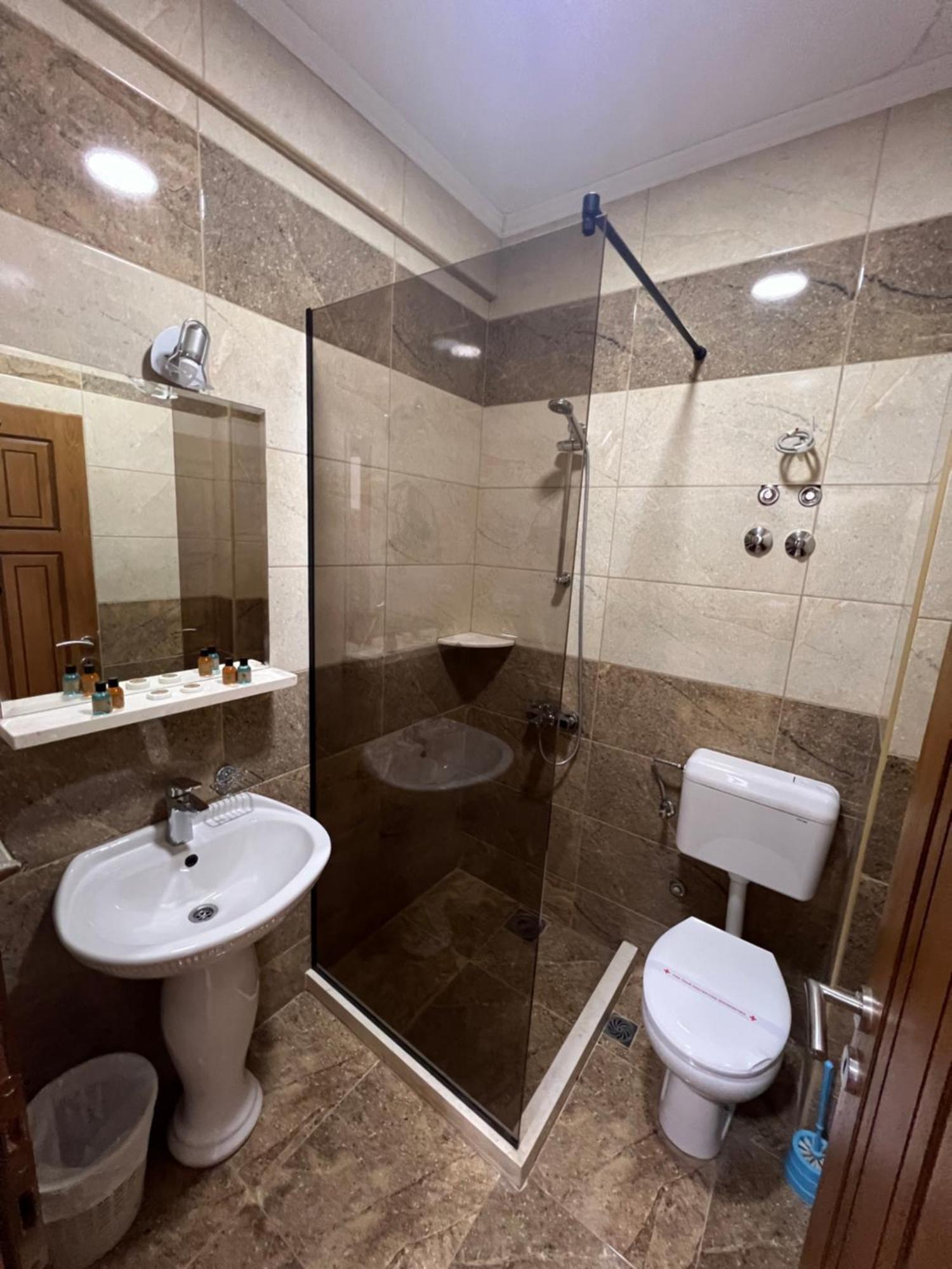Apartments Fati & Flori Улцинь Экстерьер фото