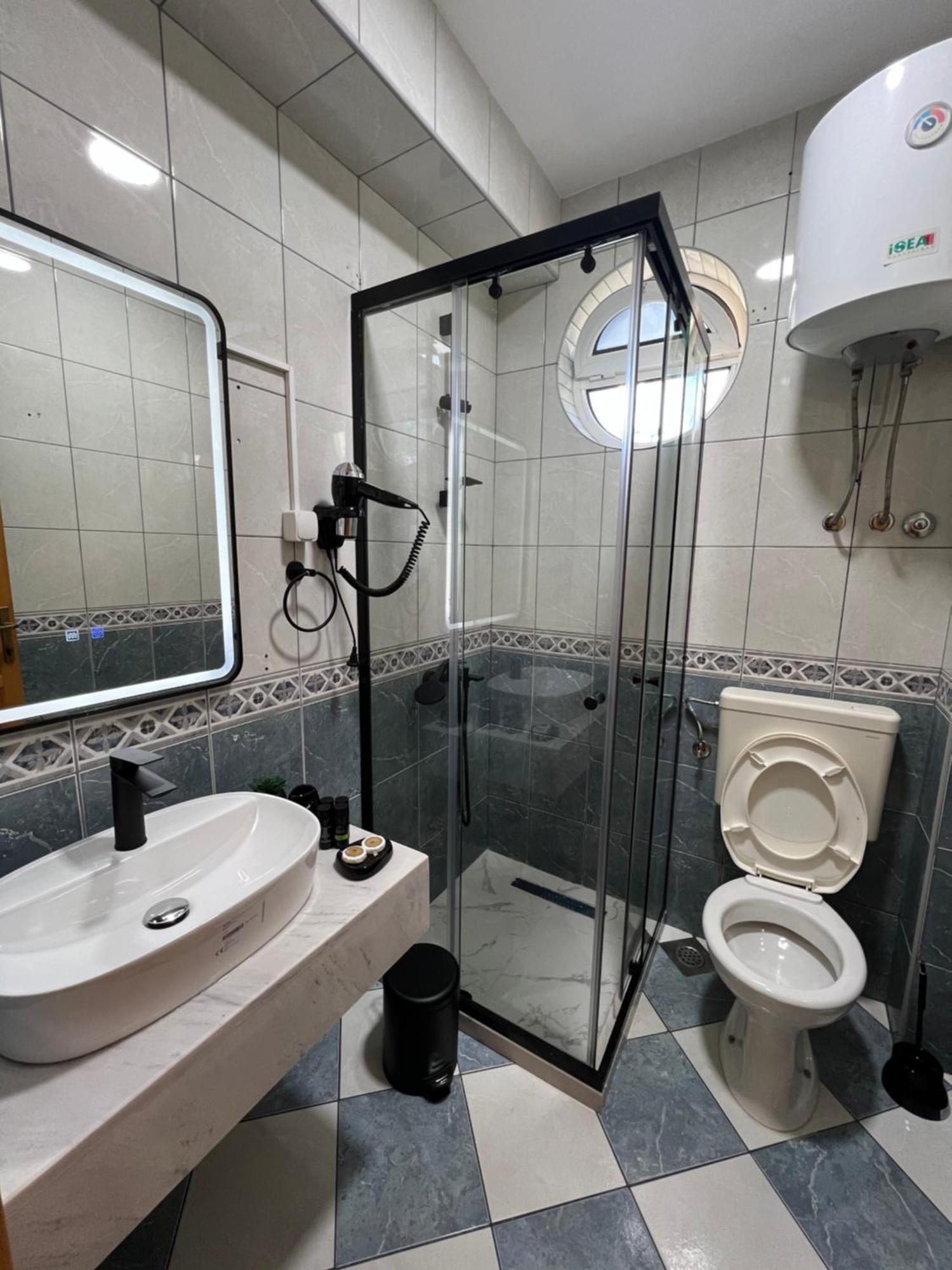 Apartments Fati & Flori Улцинь Экстерьер фото